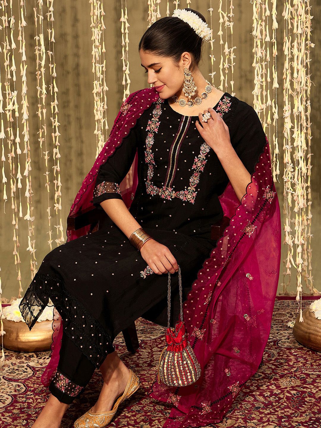 Embroidered Kurta Set